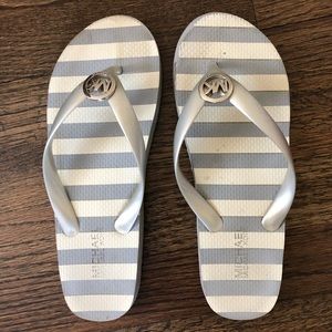 Women’s Michael Kors flip flop size 8